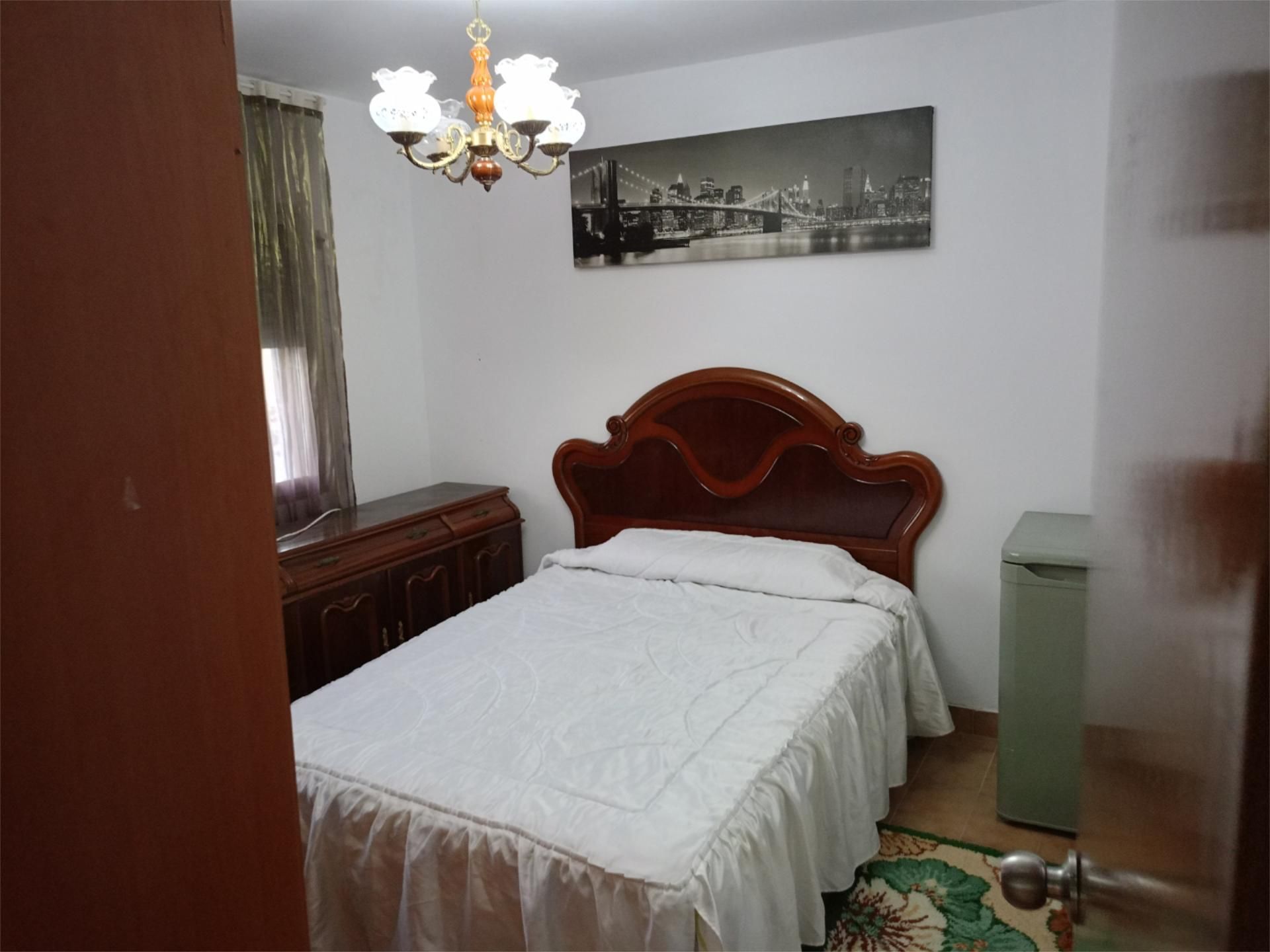 Dormitori de Casa o xalet per a compartir en Carballo amb Calefacció, Jardí privat i Terrassa