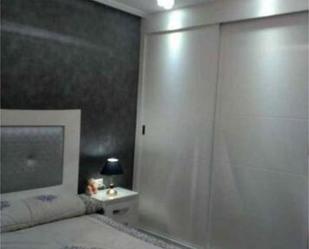 Schlafzimmer von Wohnung miete in Bedmar y Garcíez
