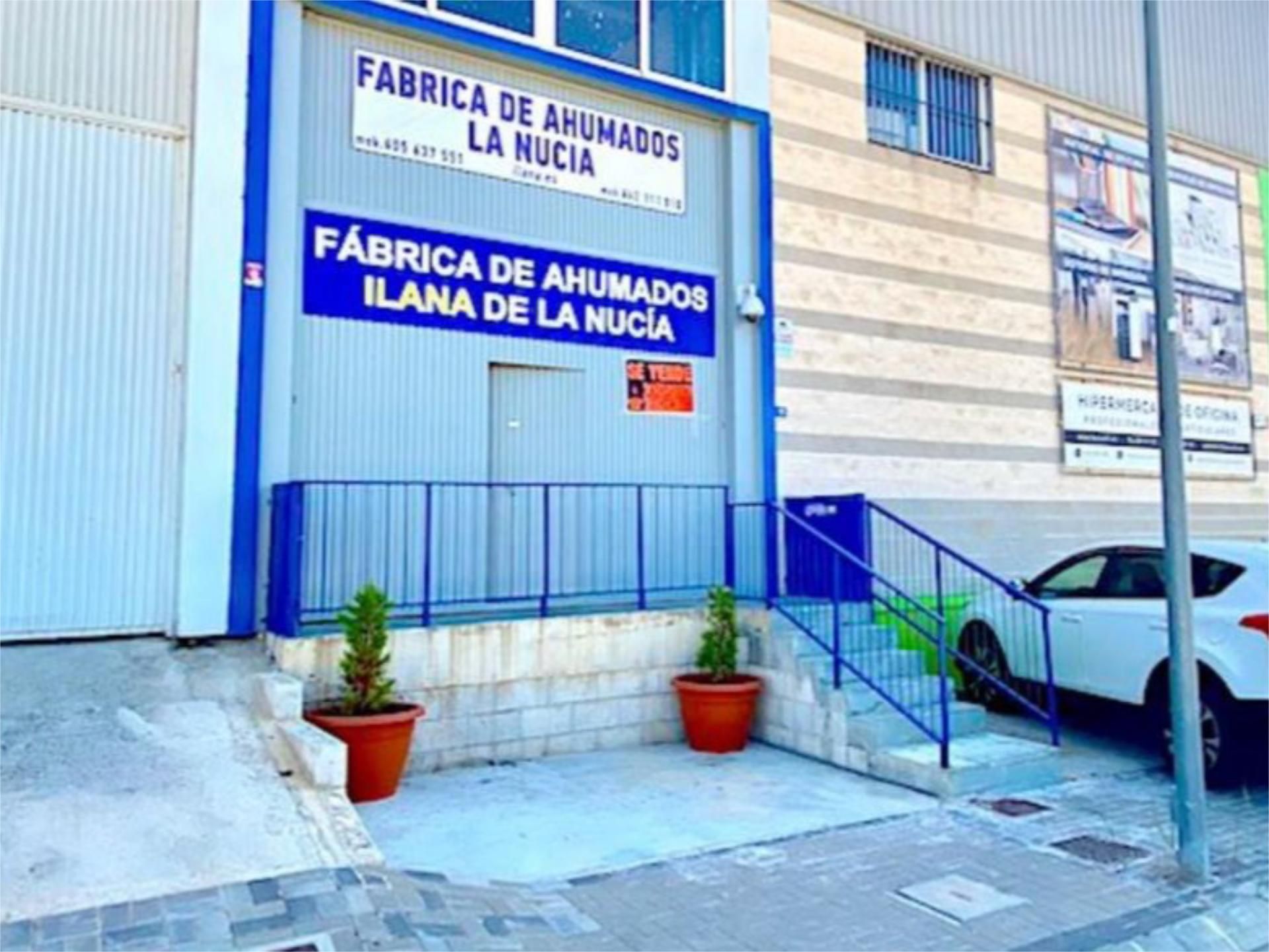 Außenansicht von Fabrikhallen zum verkauf in La Nucia mit Klimaanlage und Möbliert