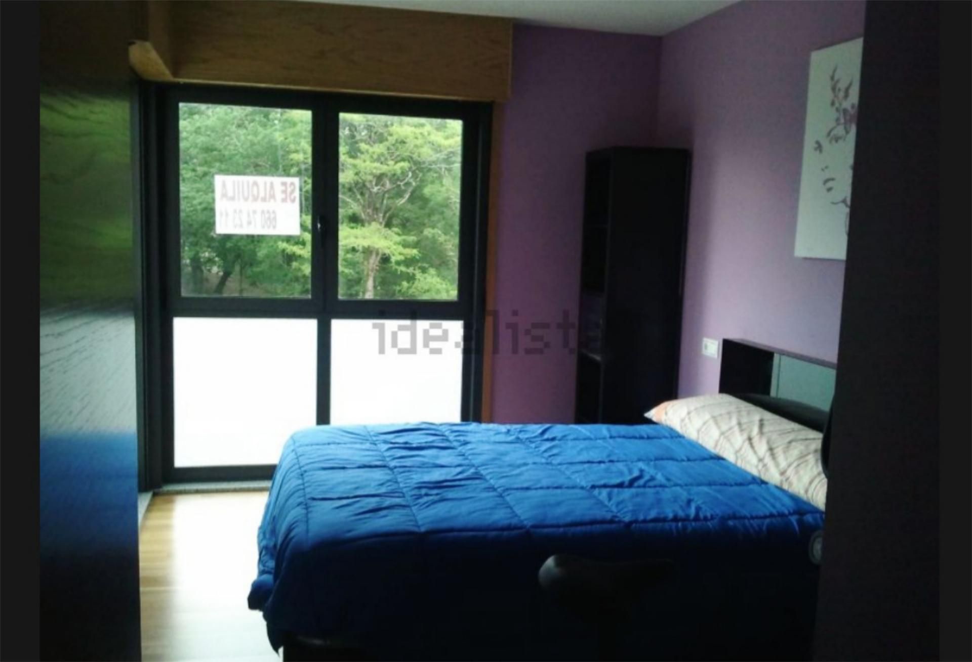 Bedroom of Flat to rent in Teo  with Parquet flooring, Storage room and Furnished