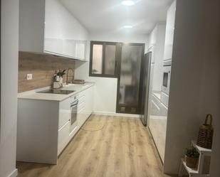 Cuina de Pis en venda en Elda amb Terrassa i Balcó