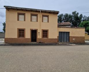 Vista exterior de Casa o xalet en venda en Villanueva de las Manzanas