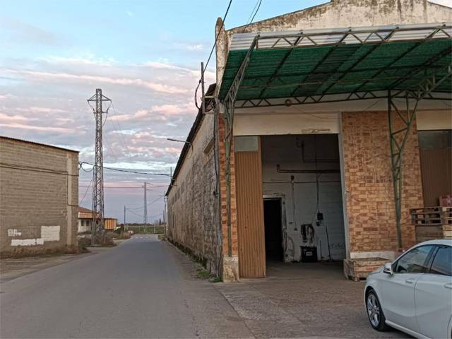 Nave industrial en Alquiler en Camino de Vva. de la B, 11 en Torrelameu
