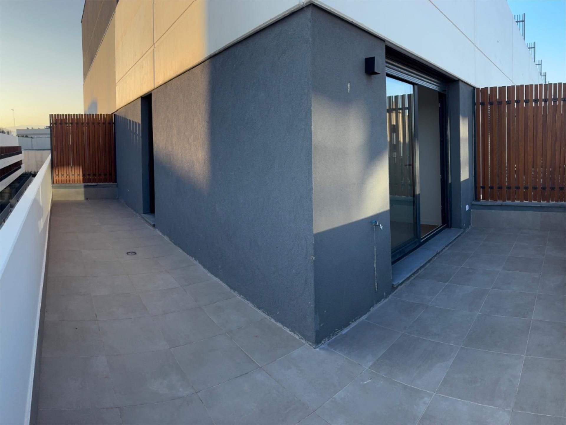 Exterior view of Study to rent in San Sebastián de los Reyes  with Air Conditioner, Terrace and Swimming Pool