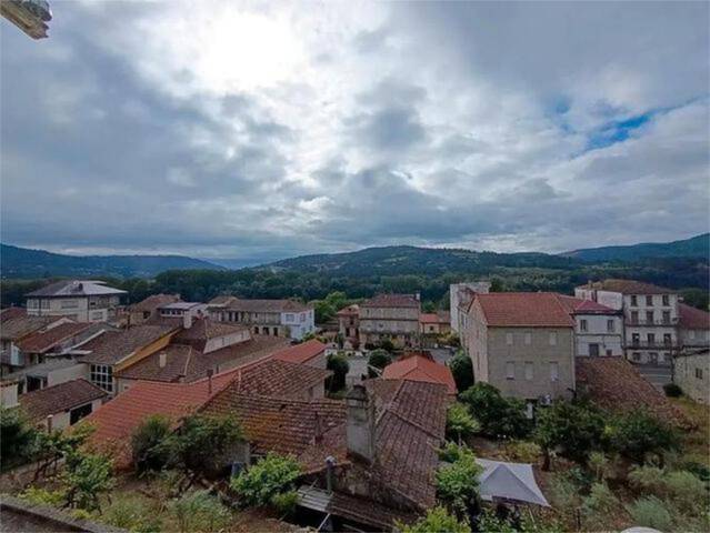 Casa-chalet en Venta en Cenlle