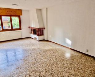 Sala d'estar de Pis en venda en Guadarrama amb Calefacció, Terrassa i Traster