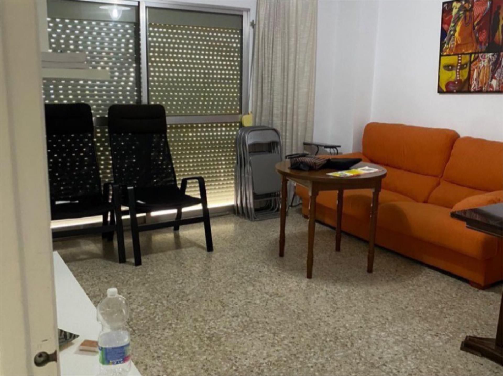 Living room of Flat to rent in  Sevilla Capital  with Air Conditioner, Heating and Private garden