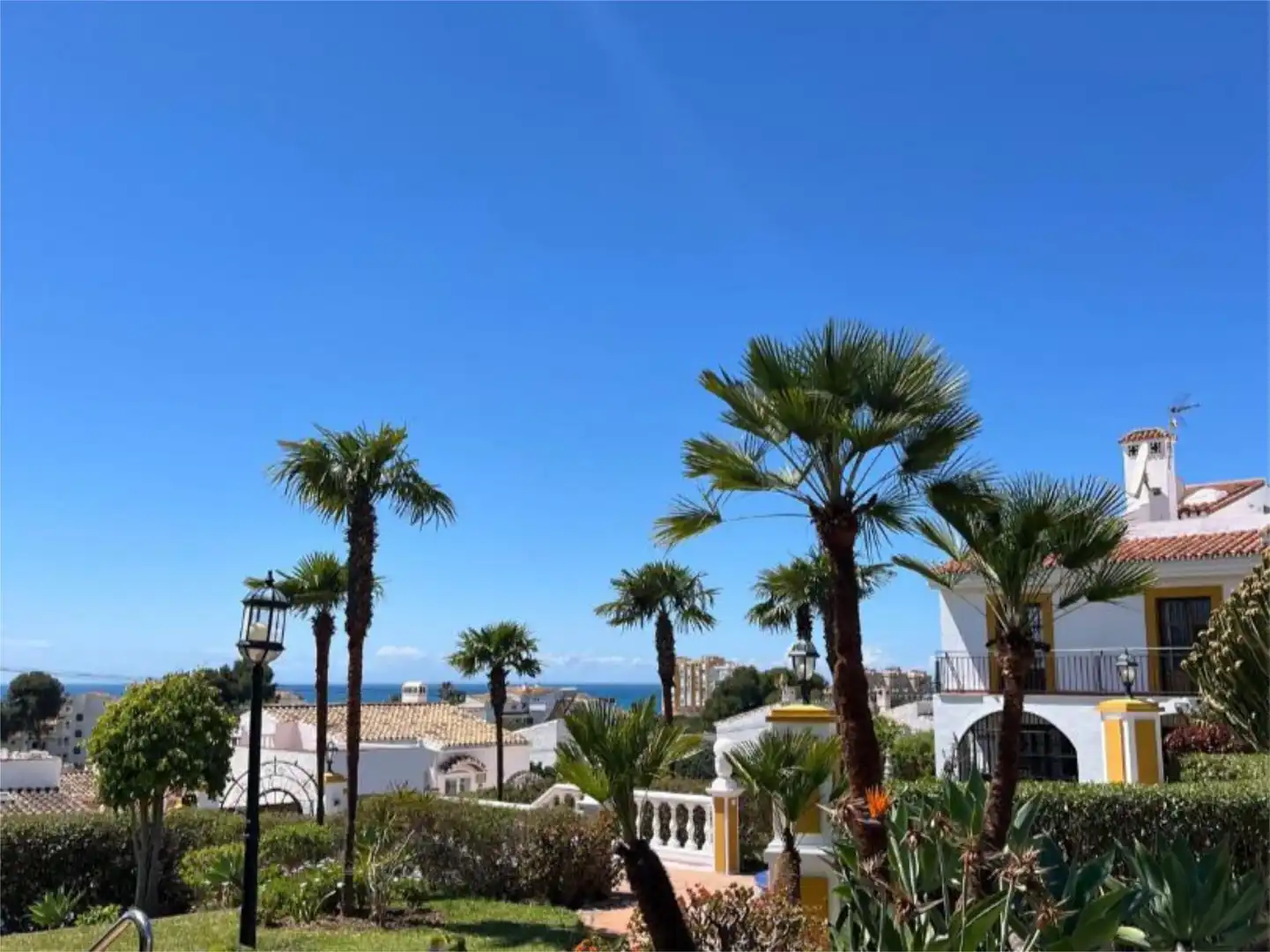 Außenansicht von Einfamilien-Reihenhaus zum Verkauf in Mijas mit Klimaanlage, Terrasse und Schwimmbad