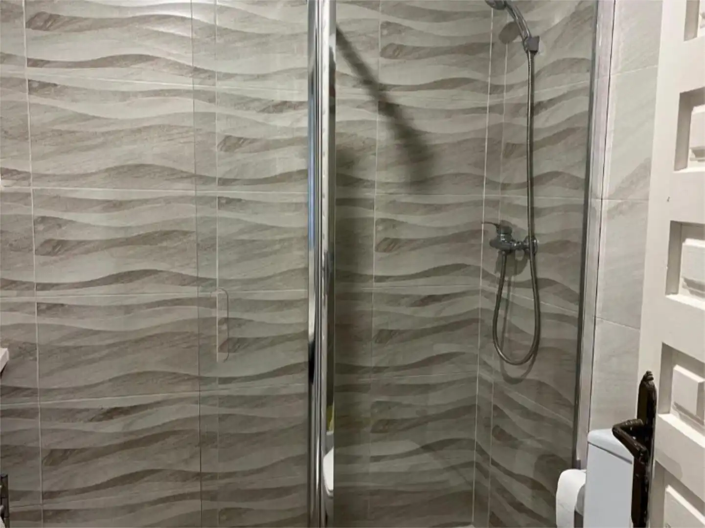 Badezimmer von Einfamilien-Reihenhaus zum Verkauf in Mijas mit Klimaanlage, Terrasse und Schwimmbad