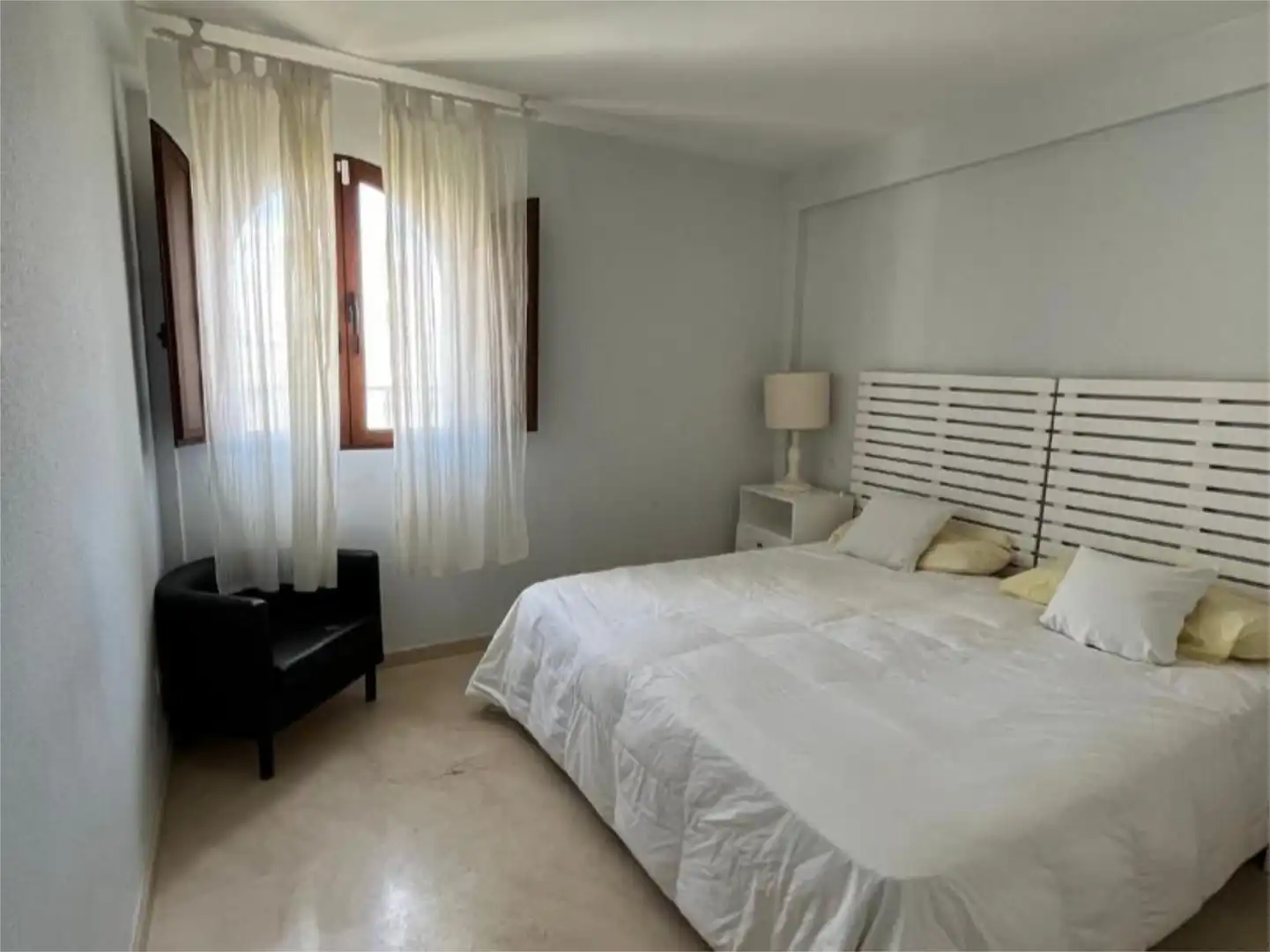 Schlafzimmer von Einfamilien-Reihenhaus zum Verkauf in Mijas mit Klimaanlage, Terrasse und Schwimmbad