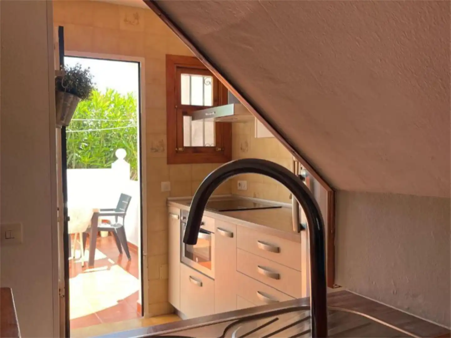 Küche von Einfamilien-Reihenhaus zum Verkauf in Mijas mit Klimaanlage, Terrasse und Schwimmbad