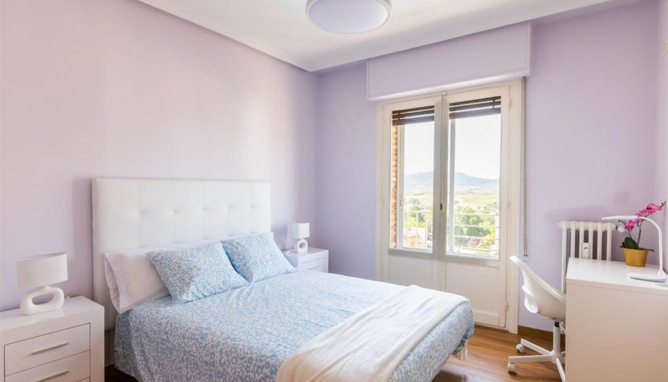 Photo 1 of Flat to share in Avenida Bretón de Los Herreros, 5, Haro, La Rioja