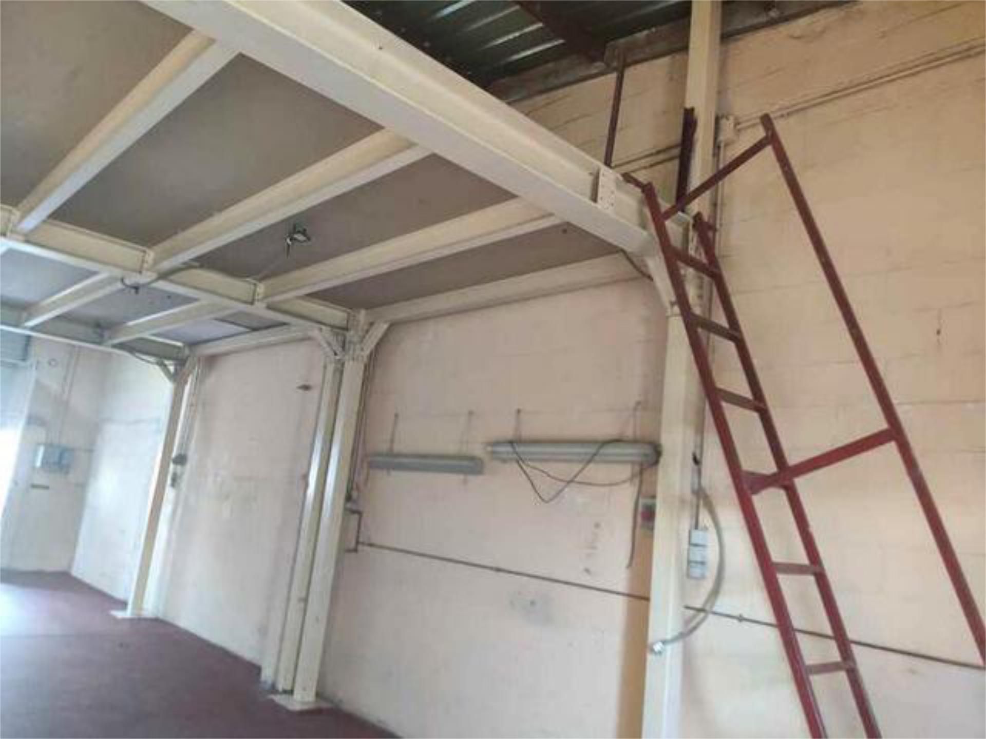 Industrial buildings to rent in Delicias