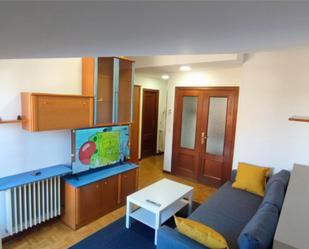 Living room of Flat to rent in Valverde de la Virgen  with Heating, Parquet flooring and Terrace