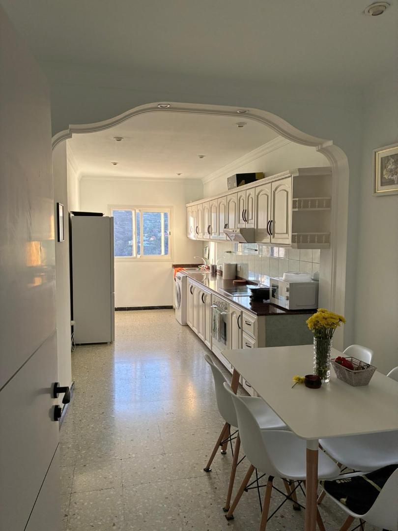 Kitchen of Flat to share in Santa Brígida  with Heating, Parquet flooring and Terrace