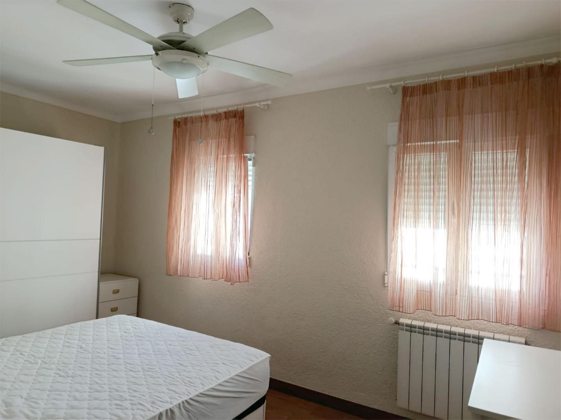 Bedroom of Flat to share in  Madrid Capital  with Air Conditioner, Heating and Furnished