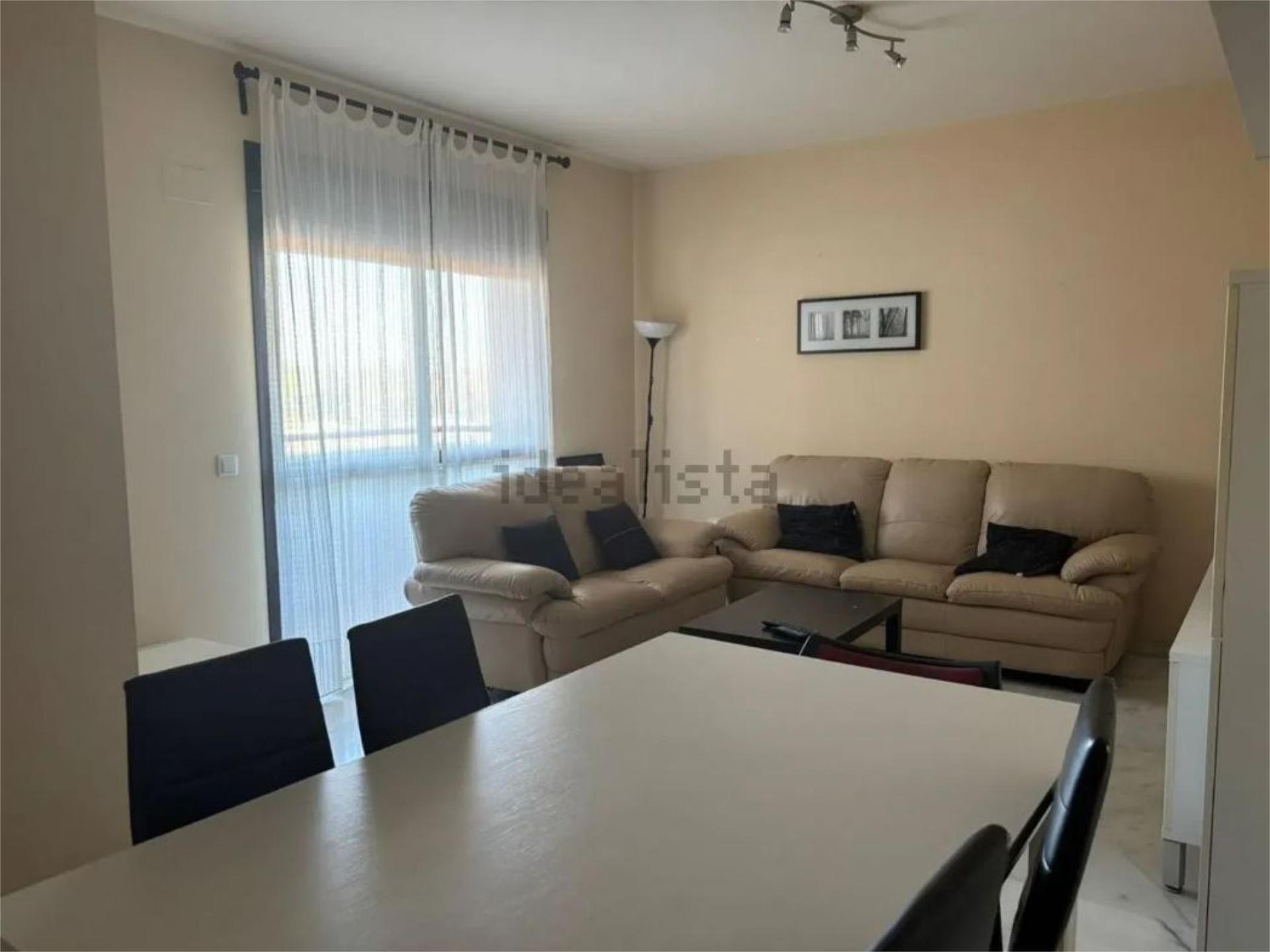 Living room of Flat to share in Montequinto  with Air Conditioner, Heating and Furnished