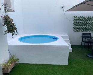 Swimming pool of Flat for sale in  Cádiz Capital  with Air Conditioner and Swimming Pool