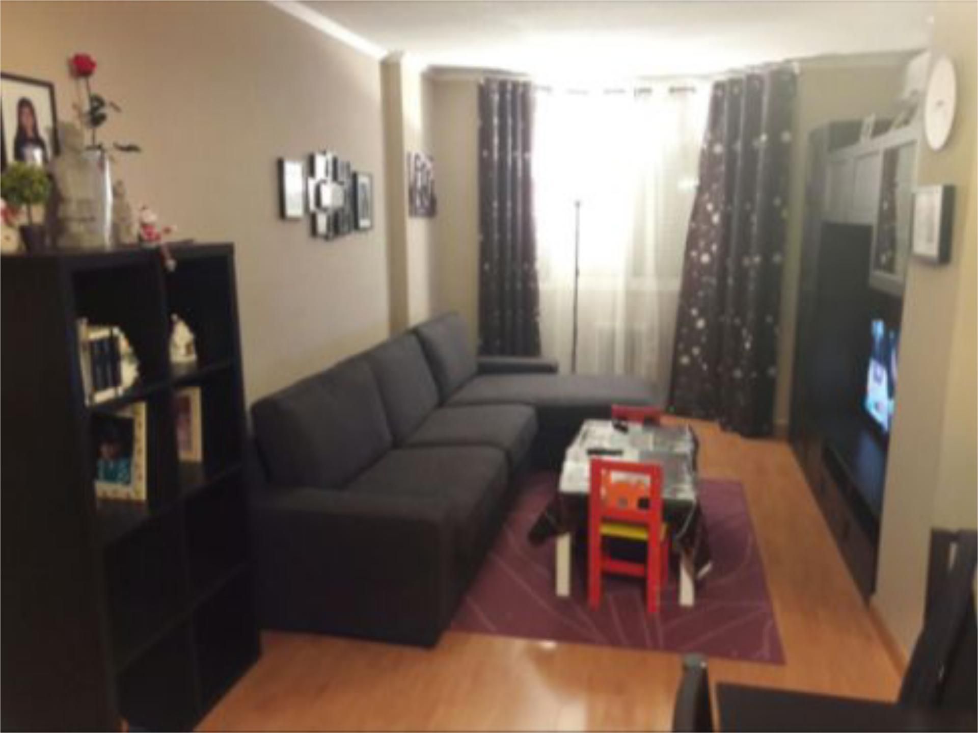 Living room of Flat to rent in Valdemoro  with Air Conditioner, Heating and Furnished