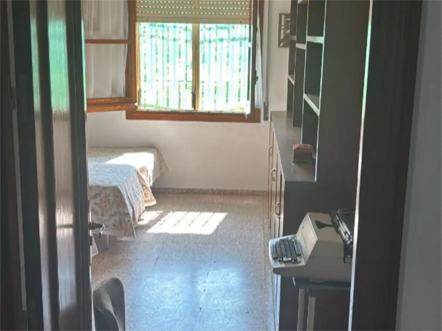 Bedroom of Flat for sale in Córdoba  with Air Conditioner, Private garden and Terrace