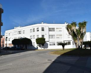 Exterior view of Flat for sale in Los Palacios y Villafranca  with Air Conditioner