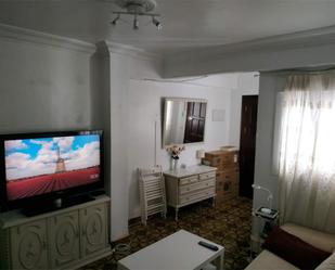 Living room of Flat to rent in  Sevilla Capital  with Air Conditioner, Terrace and Balcony
