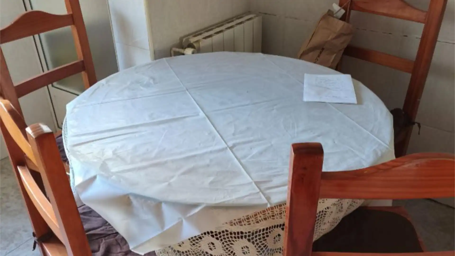 Pis en venda a Calle Hermanos Falco, 17, Hospital Menjador de Pis en venda en Albacete Capital amb Calefacció, Traster i Aparcament comunitari