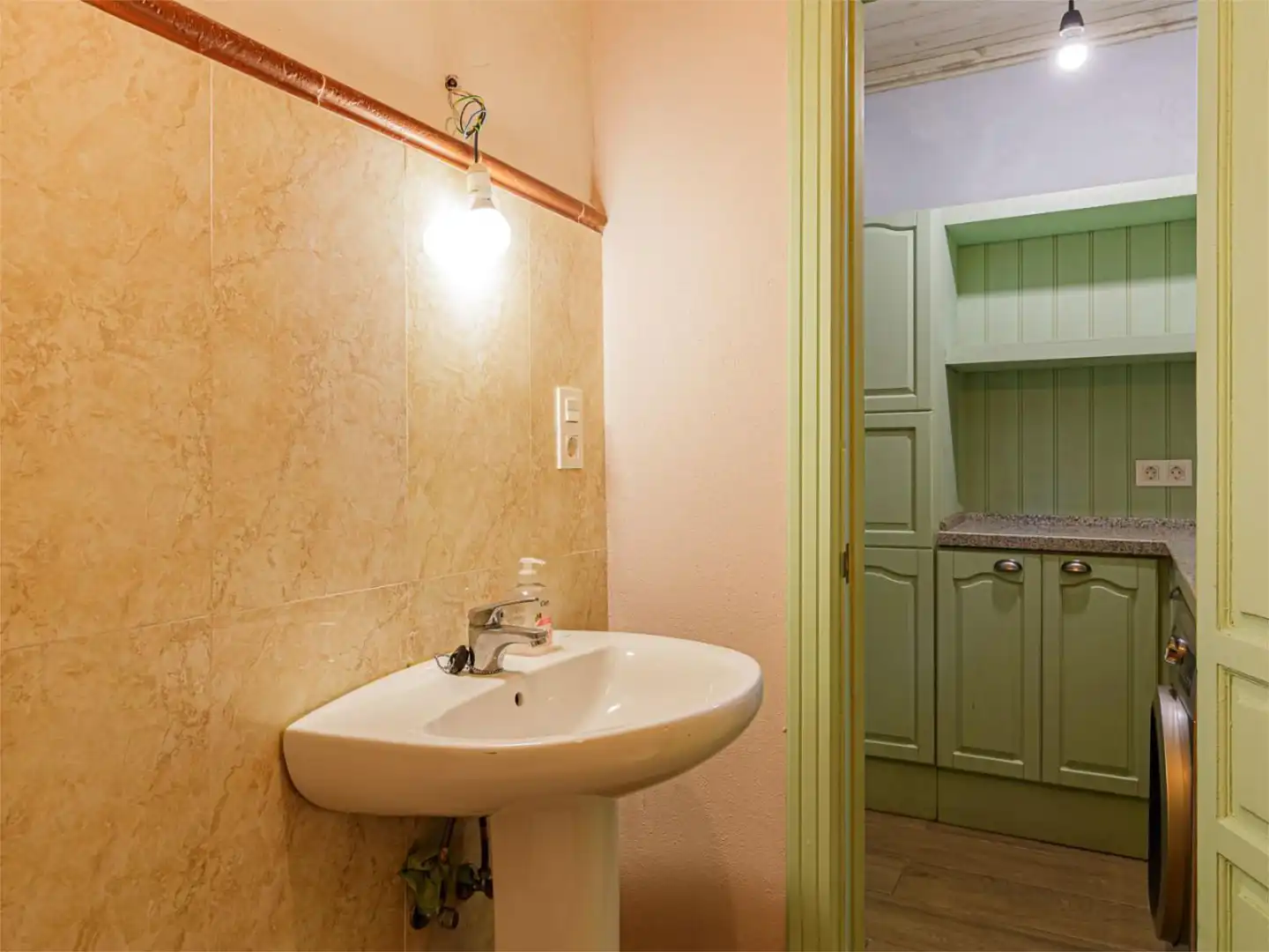 Houses for rent in Camino la Sierra, 42, Alquería - Torrealquería Bathroom of Houses for rent in Alhaurín de la Torre with Air Conditioner and Terrace
