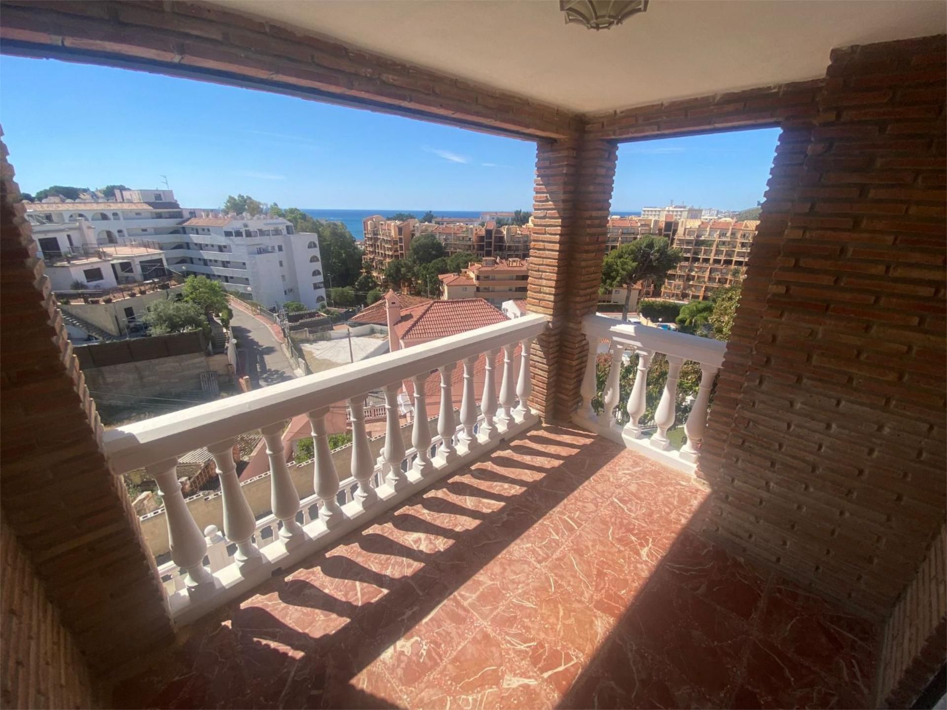 Exterior view of Flat for sale in Fuengirola  with Air Conditioner, Heating and Private garden