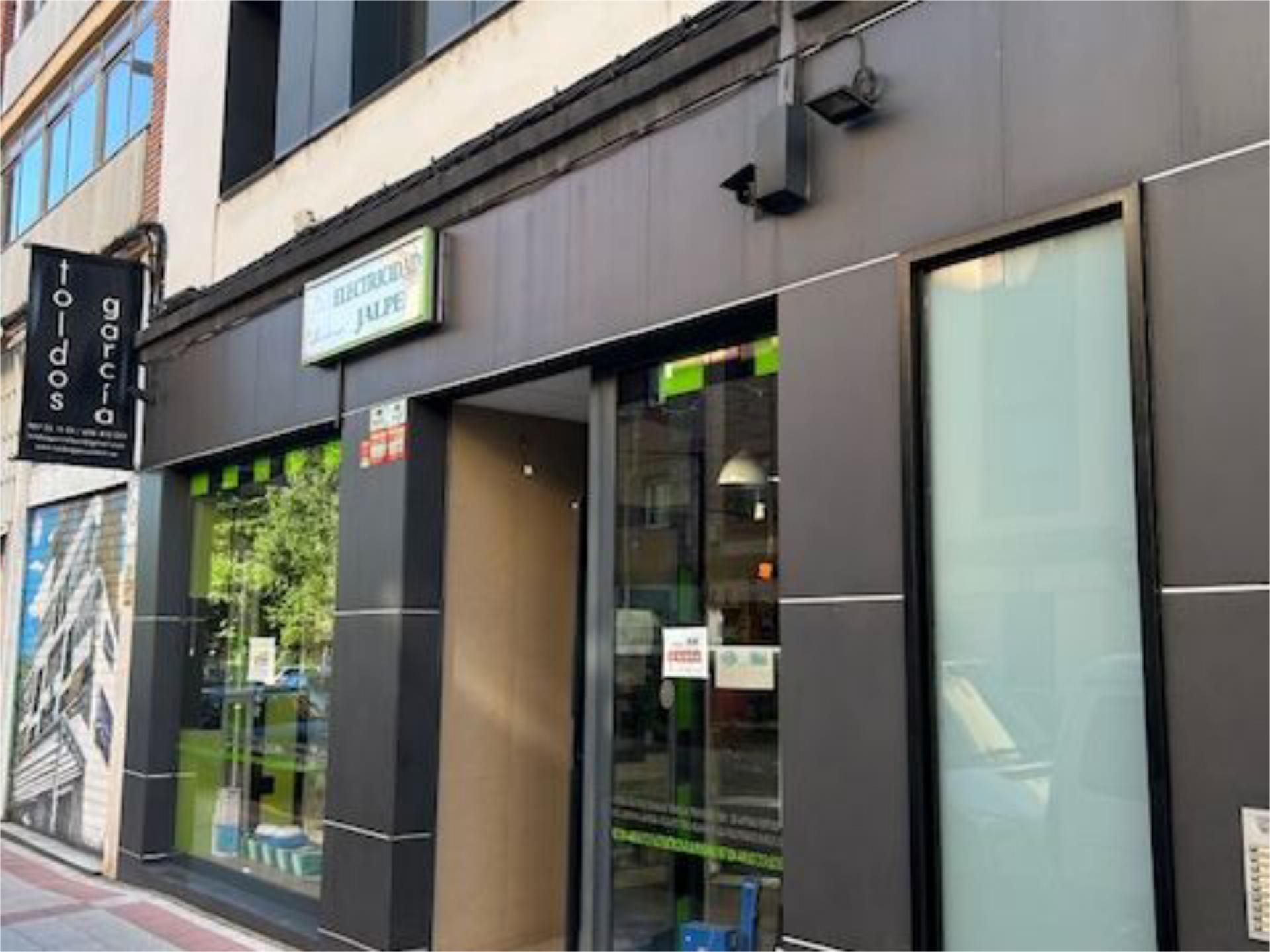 Exterior view of Premises to rent in León Capital 