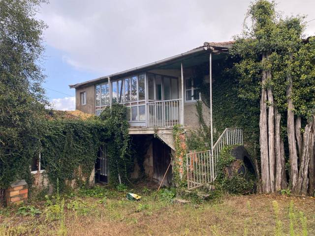 Casa adosada en Venta en Os Blancos