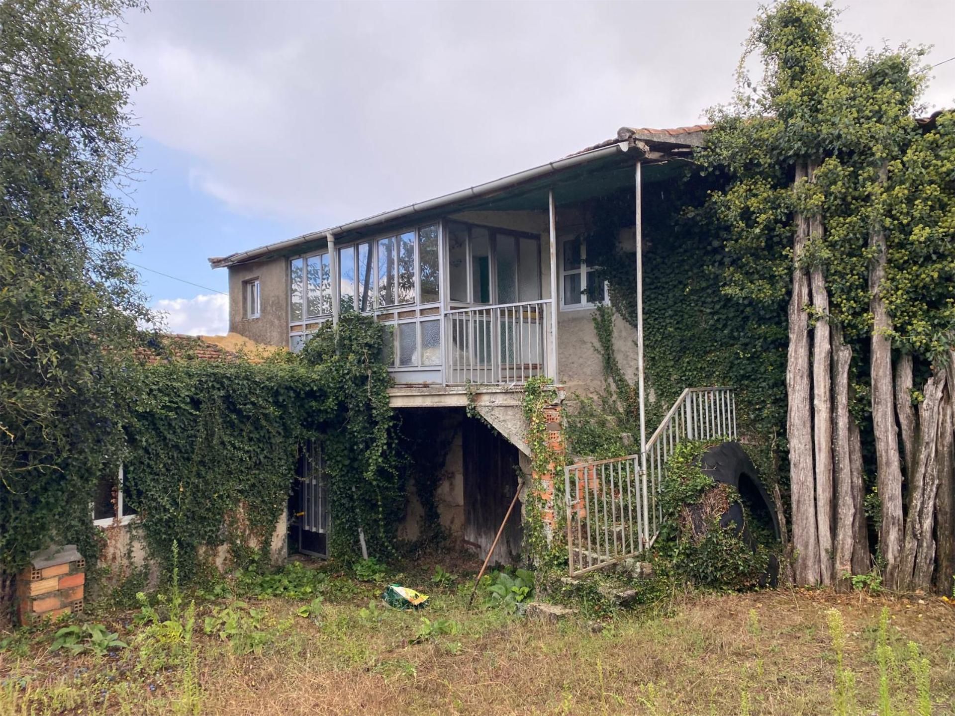 Exterior view of Single-family semi-detached for sale in Os Blancos 