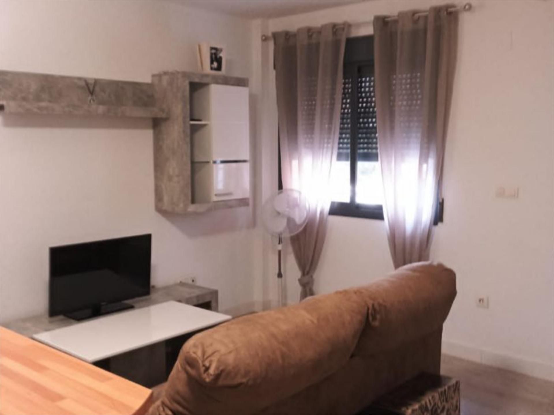 Sala d'estar de Pis de lloguer en Motril amb Moblat