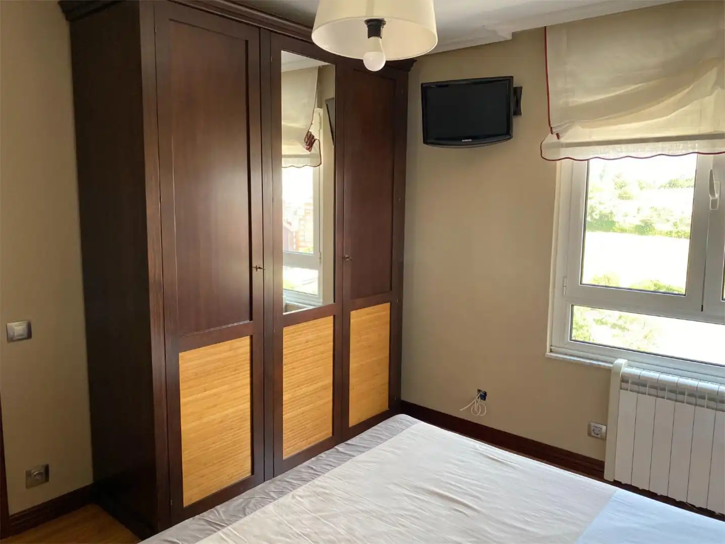 Flat for rent in Avenida de Pando, 41, HUCA - La Cadellada Flat for rent in Avenida de Pando, 41, HUCA - La Cadellada