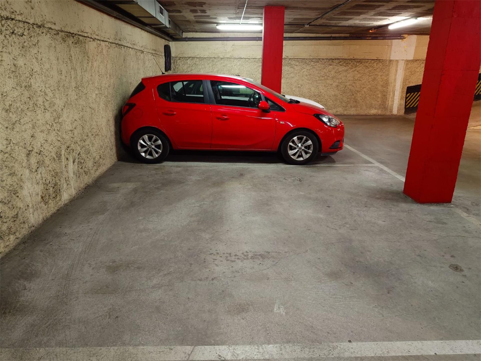 Parking of Garage to rent in Badalona