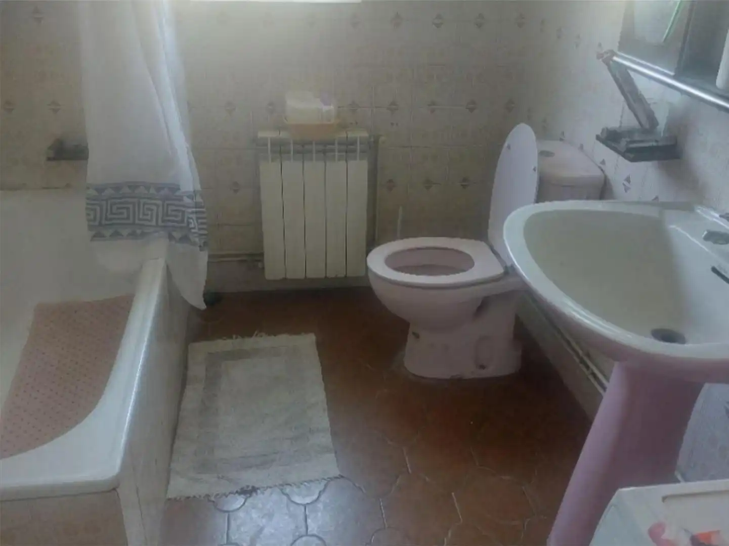 Baño de Finca rústica en venta en Matapozuelos con Calefacción y Amueblado