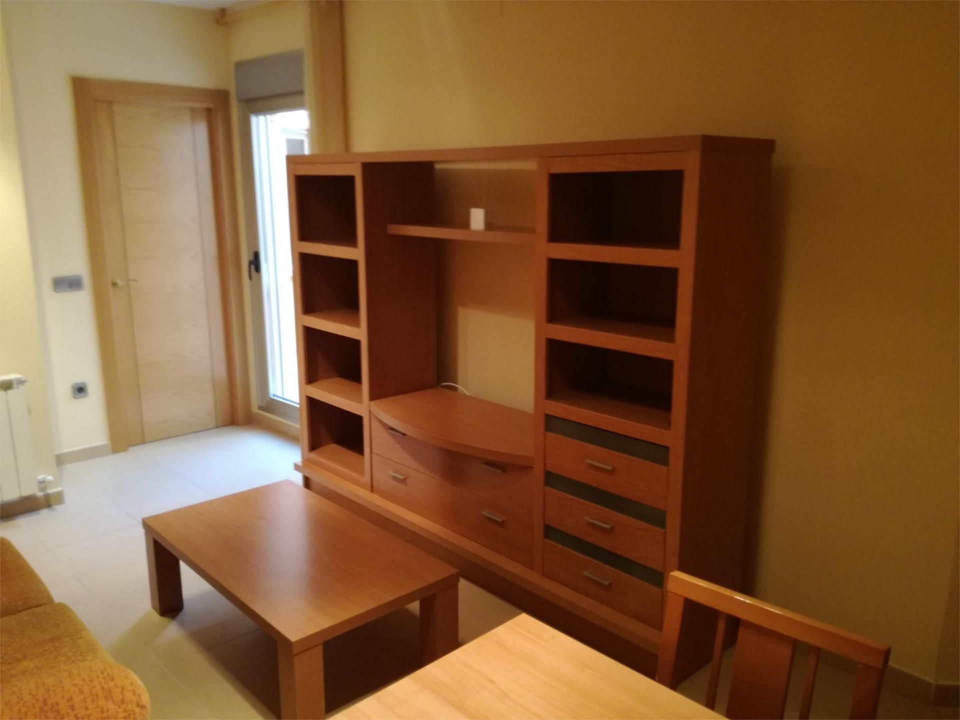 Sala d'estar de Apartament de lloguer en Ciudad Real Capital amb Calefacció, Moblat i Aparcament comunitari