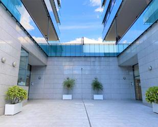 Study to rent in Avenida del Puente Cultural, Dehesa Vieja - Puente Cultural