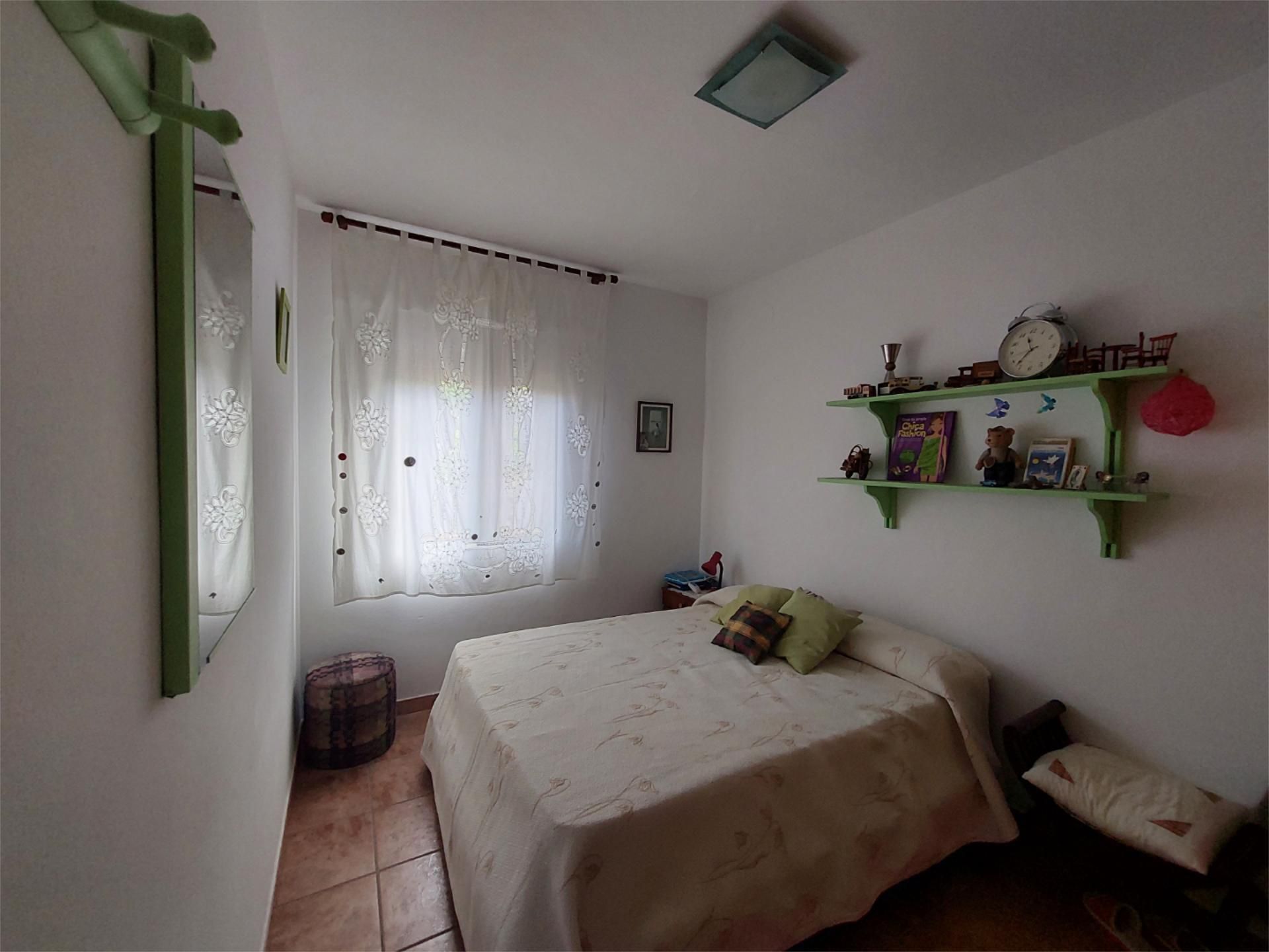 Dormitori de Casa o xalet en venda en Cànoves I Samalús amb Terrassa i Piscina