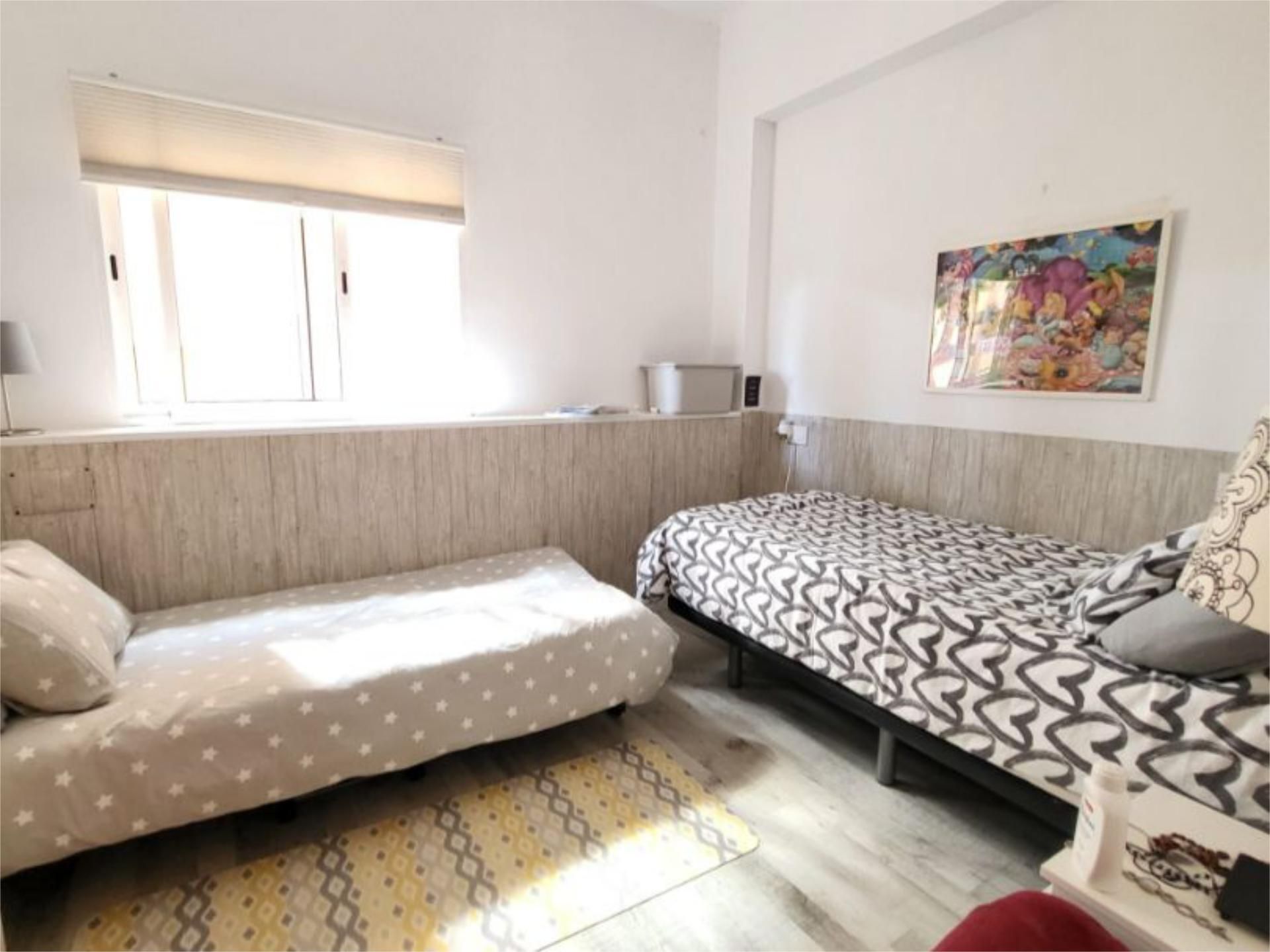 Bedroom of Flat for sale in  Palma de Mallorca  with Air Conditioner and Balcony