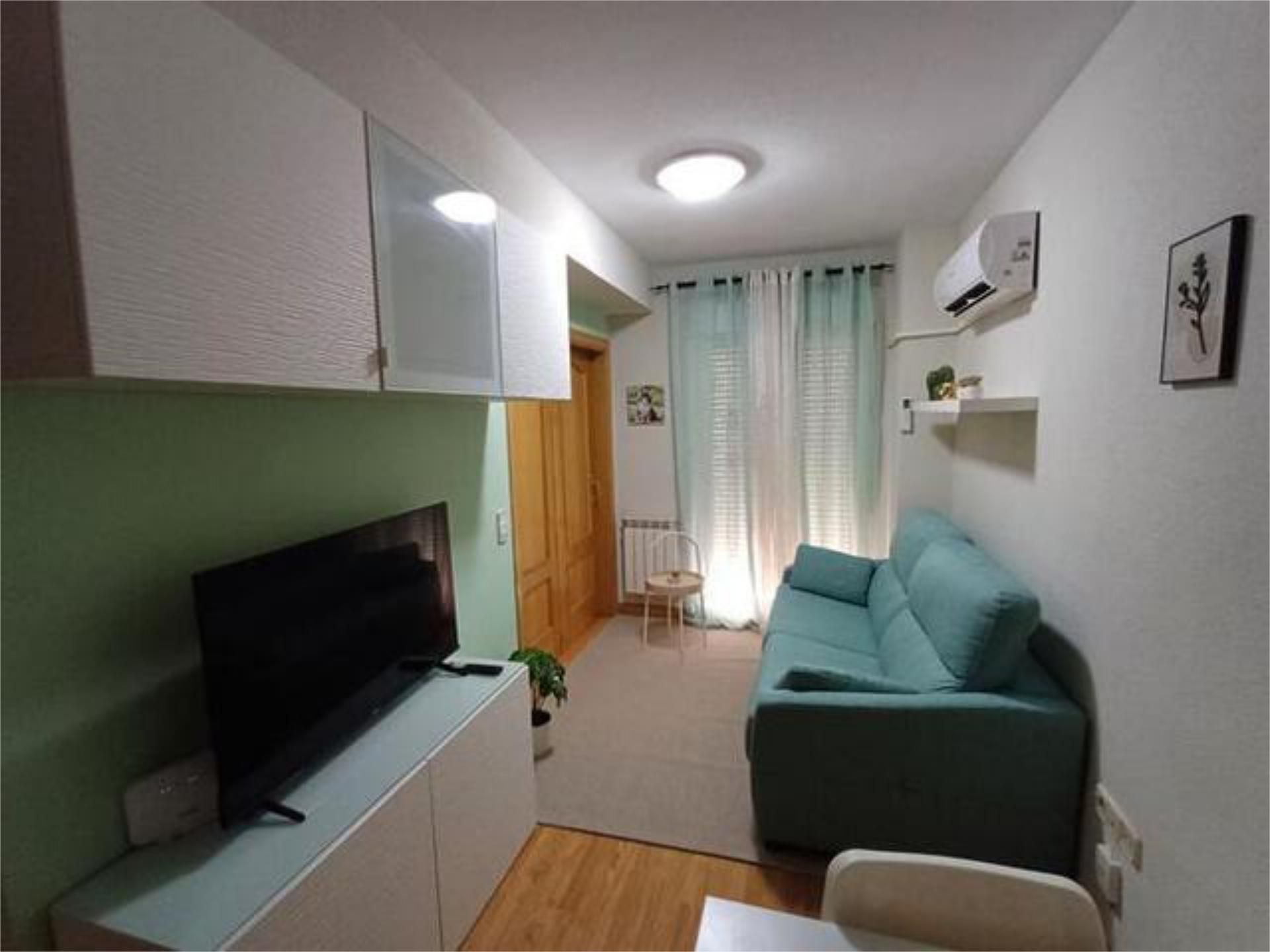 Sala d'estar de Apartament de lloguer en Humanes de Madrid amb Calefacció i Moblat
