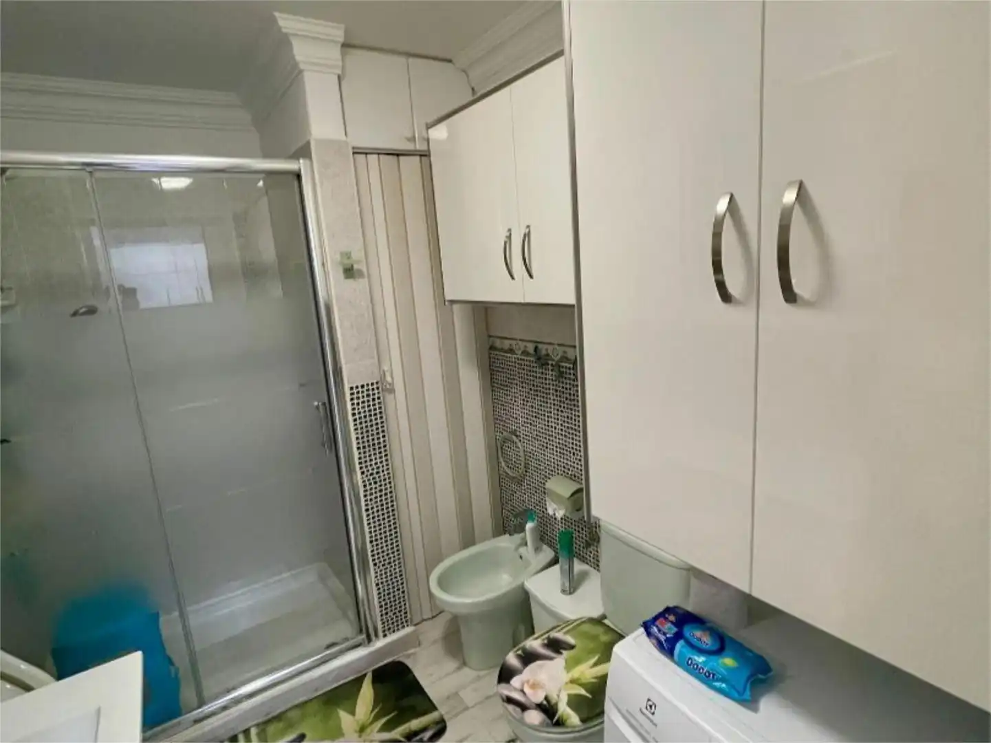 Wohnung zur Miete in Calle de Cólogan, 6, Zona Martiánez Badezimmer von Wohnung zur Miete in Puerto de la Cruz mit Parkett, Terrasse und Möbliert