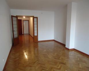 Flat to rent in  Madrid Capital  with Heating, Terrace and Oven