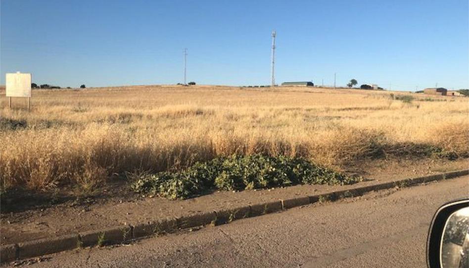 Foto 1 de Urbanitzable en venda a Calle Cerroviento, 1, Bienvenida, Badajoz