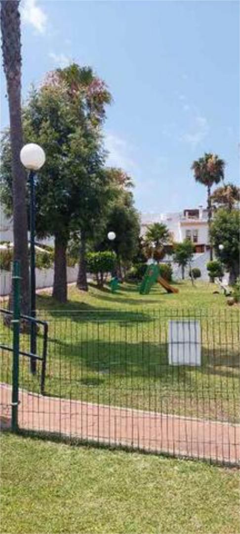 Single-family semi-detached to rent in San Bernabé