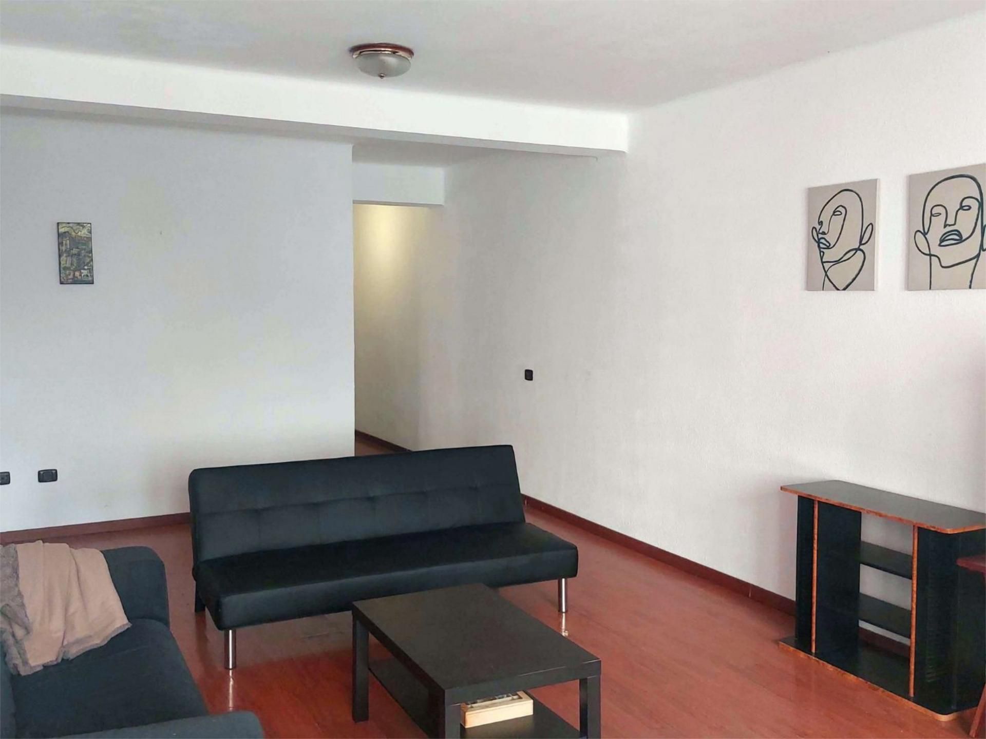 Sala d'estar de Pis en venda en San Cristóbal de la Laguna amb Balcó