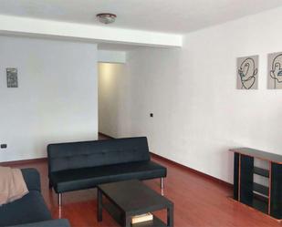 Sala d'estar de Pis en venda en San Cristóbal de la Laguna amb Balcó