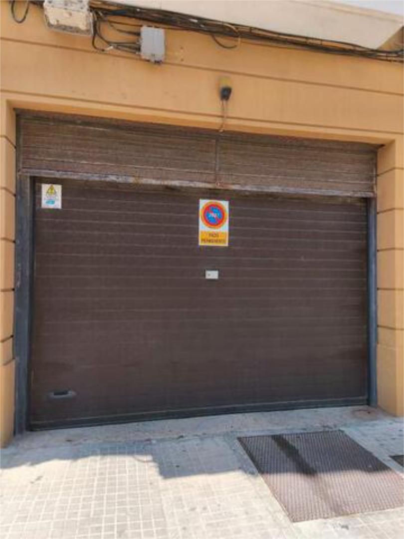 Parking of Garage to rent in San Fernando