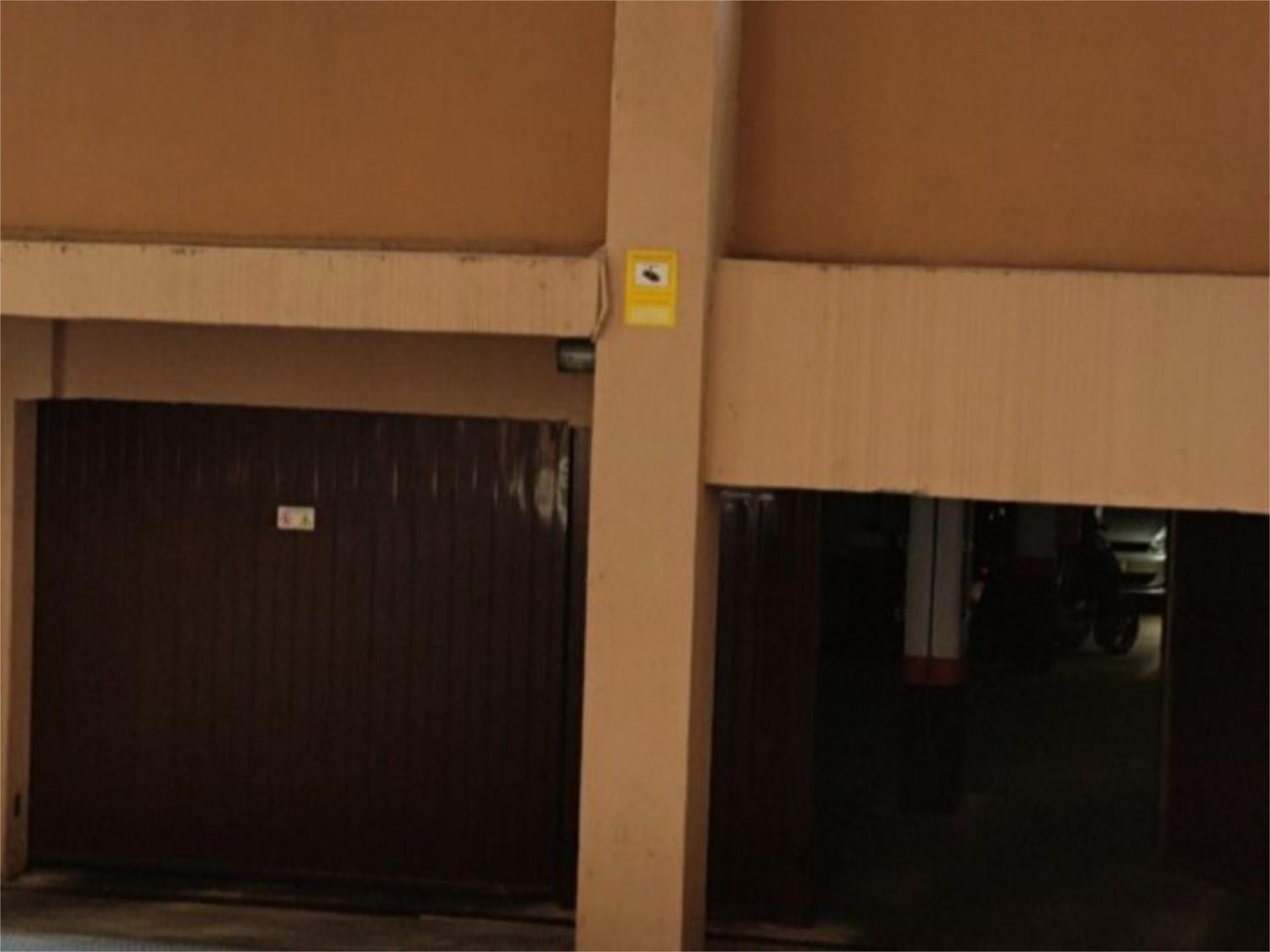 Parking of Garage to rent in  Madrid Capital
