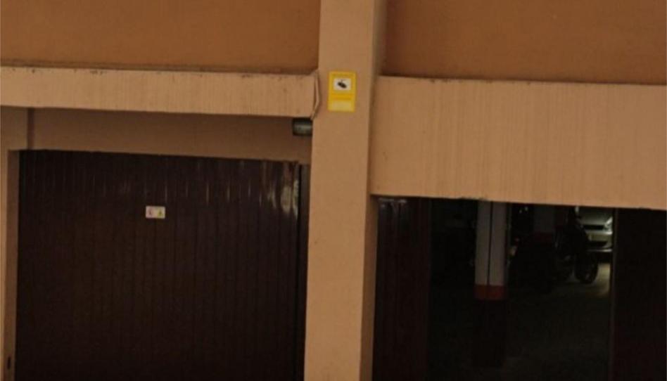 Photo 1 of Garage to rent in Calle de Simancas, 21, Almenara -Ventilla, Madrid